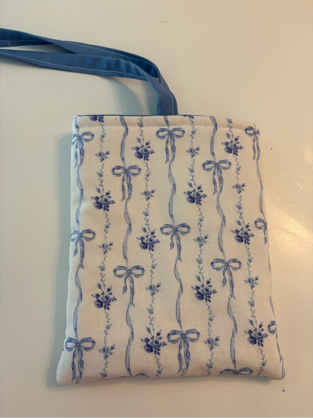 Blue Ribbon Floral Kindle Sleeve